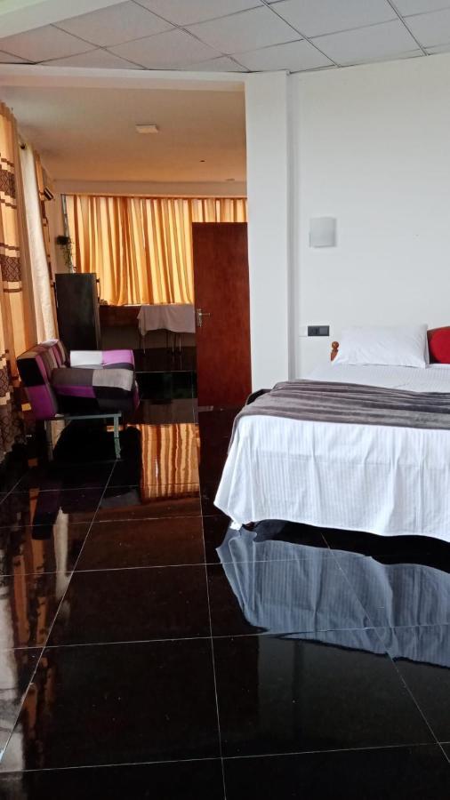 Air Vision 98 Hotel Katunayaka Екстериор снимка