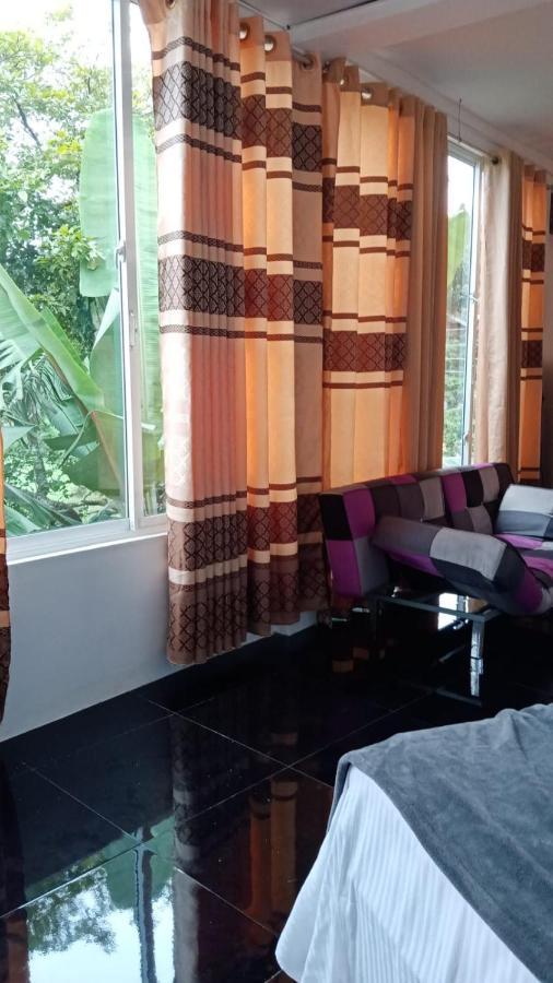 Air Vision 98 Hotel Katunayaka Екстериор снимка